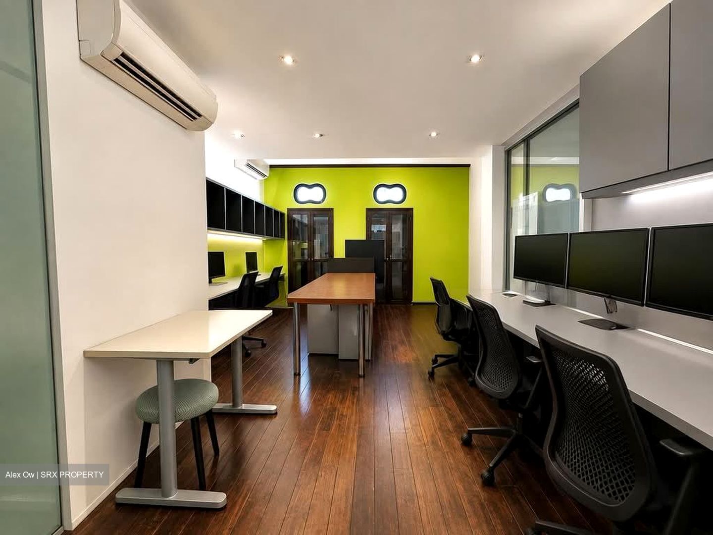 Tanjong Pagar Road (D2), Office #596400501